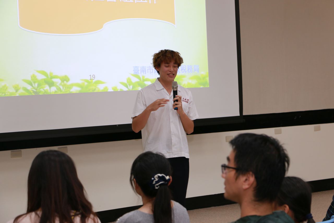 得獎人發表感言1.JPG
